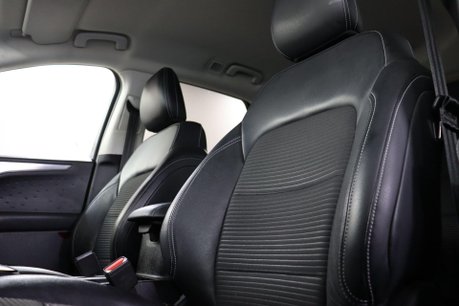 Ford Kuga TITANIUM 34
