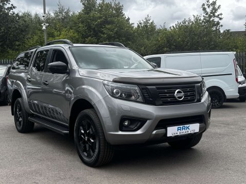 Nissan Navara 2.3 dCi N-Guard Pickup Double Cab 4dr Diesel Auto 4WD Euro 6 (190 ps) 12