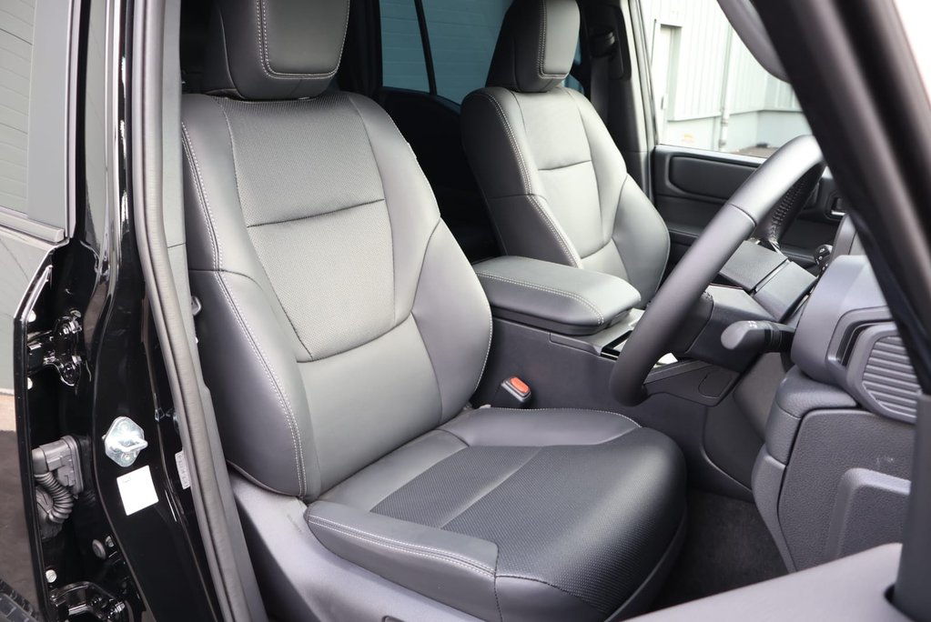 Toyota Land Cruiser 2026 COMMERCIAL WIDEBODY 2 INCH OLM MAN EMU LIFT REAR SEATS FITTED  12