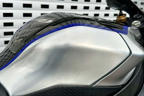 Yamaha Yzf 1.0 YZF R1M 10