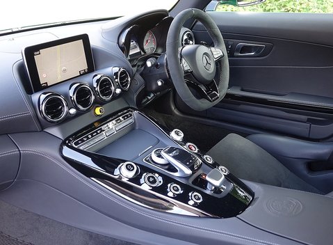 Mercedes-Benz AMG GT R GT R 28