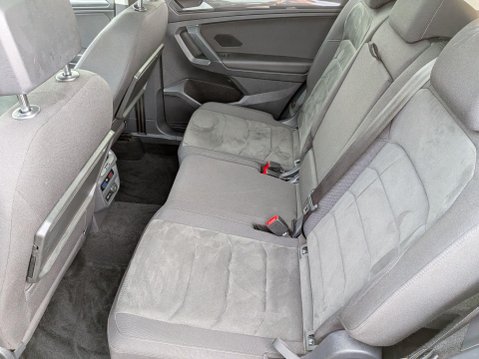 Volkswagen Tiguan Allspace 2.0 TDI SEL DSG Euro 6 (s/s) 5dr 24