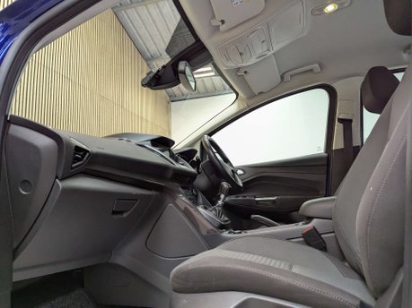 Ford C-Max 1.5 C-Max Titanium TDCi 5dr 39