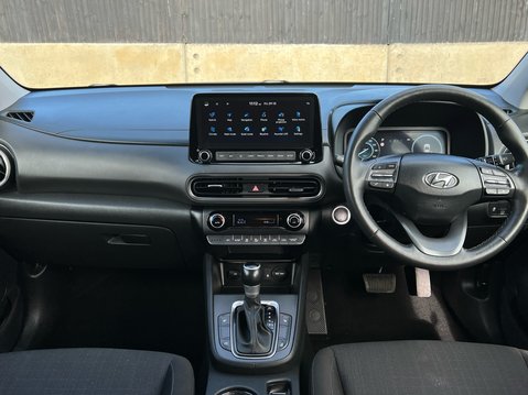Hyundai KONA GDI PREMIUM 10
