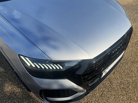 Audi Q8 RS VORSPRUNG TFSI QUATTRO MHEV 34