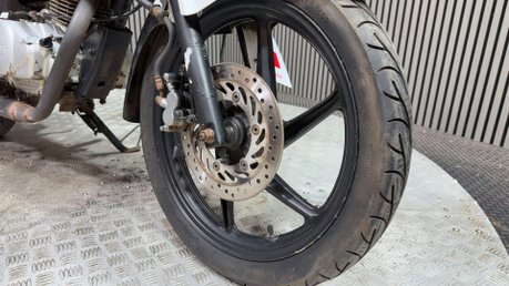 Honda CBF125 CBF125 2010 ONLY 16K LIGHT PROJECT BIKE 125CC 14