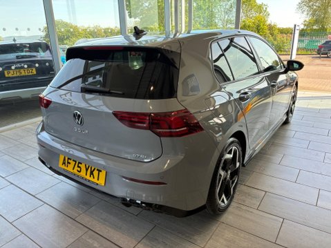 Volkswagen Golf 1.5 eTSI MHEV R-Line DSG Euro 6 (s/s) 5dr 4