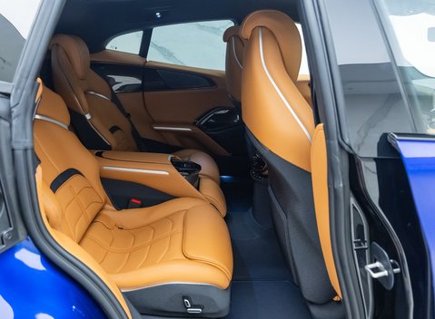 Ferrari Purosangue 19