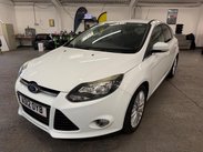 Ford Focus 1.0T EcoBoost Zetec Euro 5 (s/s) 5dr 3