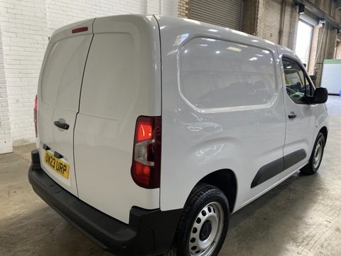 Peugeot Partner BLUEHDI PROFESSIONAL PREMIUM PLUS L1 5