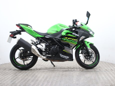 Kawasaki Ninja 400 EX 400 GJFA KRT EDITION