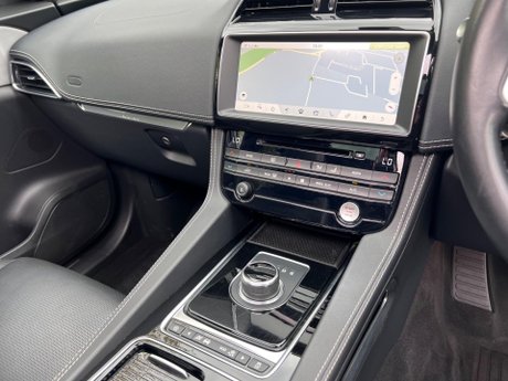 Jaguar F-Pace 2.0 D180 R-Sport Auto AWD Euro 6 (s/s) 5dr 79