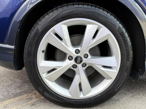 Audi Q4 40 S line SUV 5dr Electric Auto 82kWh (204 ps) 15