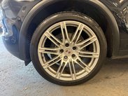 Porsche Cayenne 3.0 TD V6 SUV 5dr Diesel Tiptronic 4WD Euro 5 (s/s) (240 ps) 23