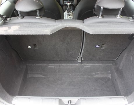 Mini Hatch COOPER 14