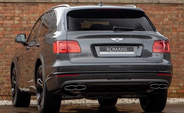 Bentley Bentayga V8 3