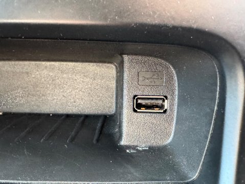 Ford Focus 1.5 TDCi Zetec Edition Euro 6 (s/s) 5dr 29