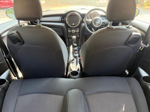 Mini Hatch 1.5 One Classic Euro 6 (s/s) 3dr 13