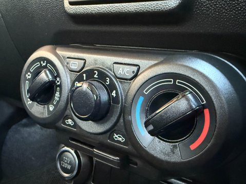 Suzuki Ignis SZ3 DUALJET MHEV MILD HYBRID 19