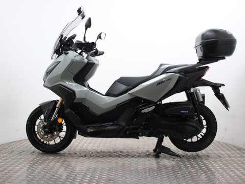 Honda ADV 350 ADV 350 A-R 8