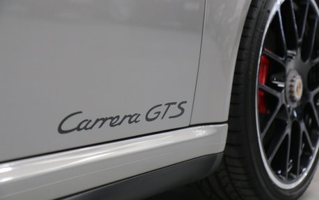 Porsche 911 Carrera GTS PDK - Aerokit and Just Serviced at Porsche Reading 15