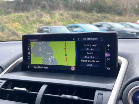 Lexus NX 2.5 NX 300h CVT 4WD 5dr 18