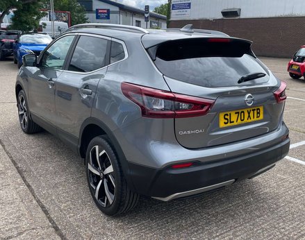 Nissan Qashqai 1.3 Qashqai N-Motion DiG-T 5dr 8