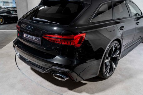 Audi RS6 Avant QUATTRO CARBON BLACK. VAT Q. WARRANTY. HEATED & COOLED SEATS. B & O. 56