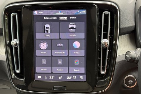 Volvo XC40 B3 ULTRA 49