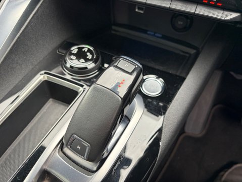 Peugeot 3008 2.0 BLUEHDI GT AUTOMATIC 22
