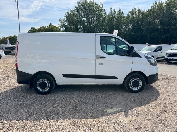 Ford Transit Custom SWB L1H1 Low Roof Leader 300 Sensors EURO 6 5