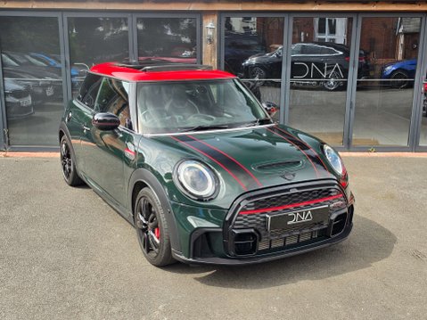 Mini Hatch 2.0 John Cooper Works 3dr 2