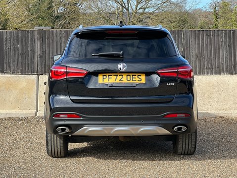 MG HS EXCLUSIVE DCT 8