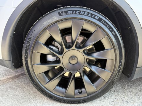 Tesla Model Y (Dual Motor) Long Range SUV 5dr Electric Auto 4WDE (384 bhp) 15