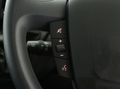 Peugeot Boxer BLUEHDI 435 L4H2 PROFESSIONAL PREMIUM PLUS P/V 18