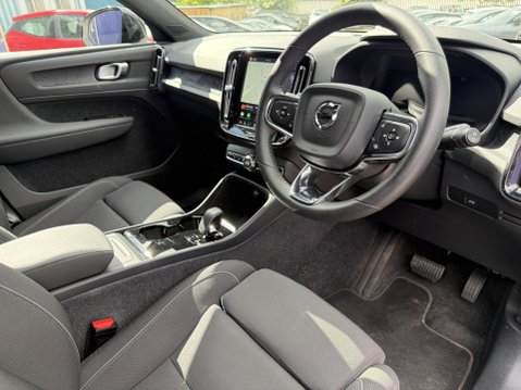 Volvo XC40 Recharge Twin 82kWh Core SUV 5dr Electric Auto AWD (408 ps) 3