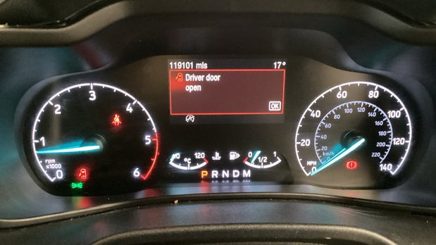 Ford Transit Connect AUTO SWB L1H1 Low Roof Limited Air Con Alloys Sensors Cam EURO 6 NO VAT 10
