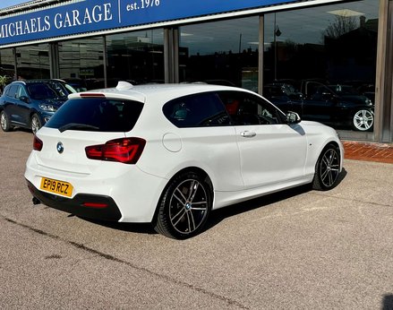 BMW 1 Series 1.5 118i M Sport Shadow Edition Auto 3dr 8
