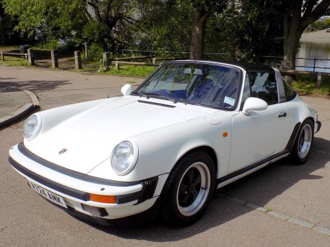Porsche 911 CARRERA 3.2 TARGA 51