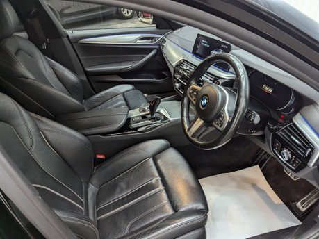 BMW 5 Series 2.0 520d M Sport Auto 5dr 51