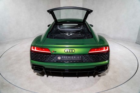 Audi R8 V10 PERFORMANCE EDITION. RWD. SONOMA GREEN. CARBON EXT. FULL PPF. B&O. 64