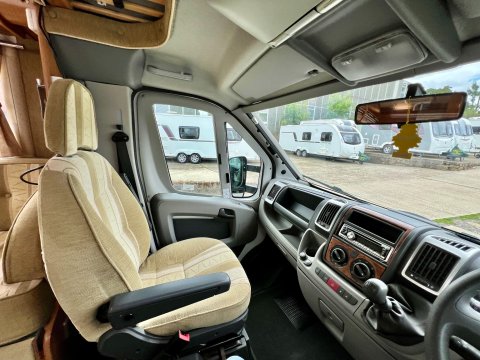 Auto-Trail Cheyenne 630 11