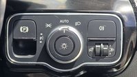 Mercedes-Benz A Class 1.5 A180d SE Hatchback 5dr Diesel 7G-DCT Euro 6 (s/s) (116 ps) 19