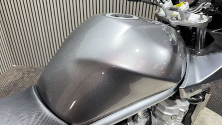 Suzuki Bandit GSF 650 2009 ONLY 13K NEW MOT JUST SERVICED A2 650CC 38