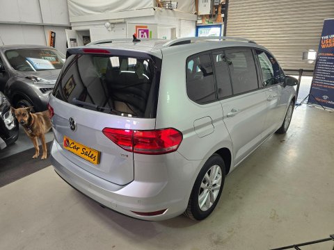 Volkswagen Touran 1.6 TDI BlueMotion Tech SE Euro 6 (s/s) 5dr 2