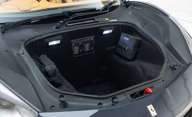 Ferrari 488 SPIDER 58