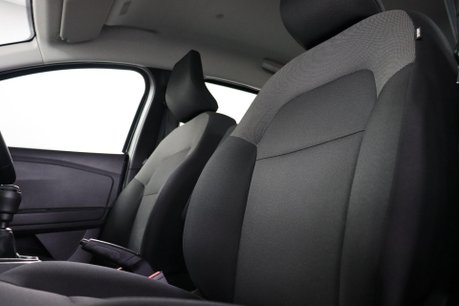 Dacia Sandero ESSENTIAL SCE 35