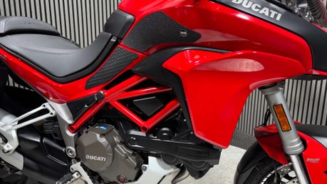 Ducati Multistrada 1200 1200 S Adventure Bike 2015 only 7K full Ducati history 20