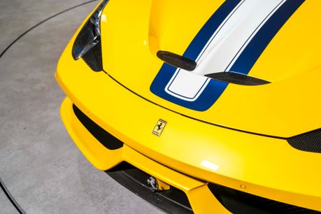 Ferrari 458 Speciale Aperta 1 OF 49 RHD. UK SUPPLIED. NART STRIPE. CARBON INT & EXT. LIFT 43
