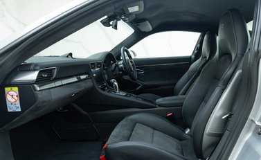 Porsche 911 GT3 (991.2) 14